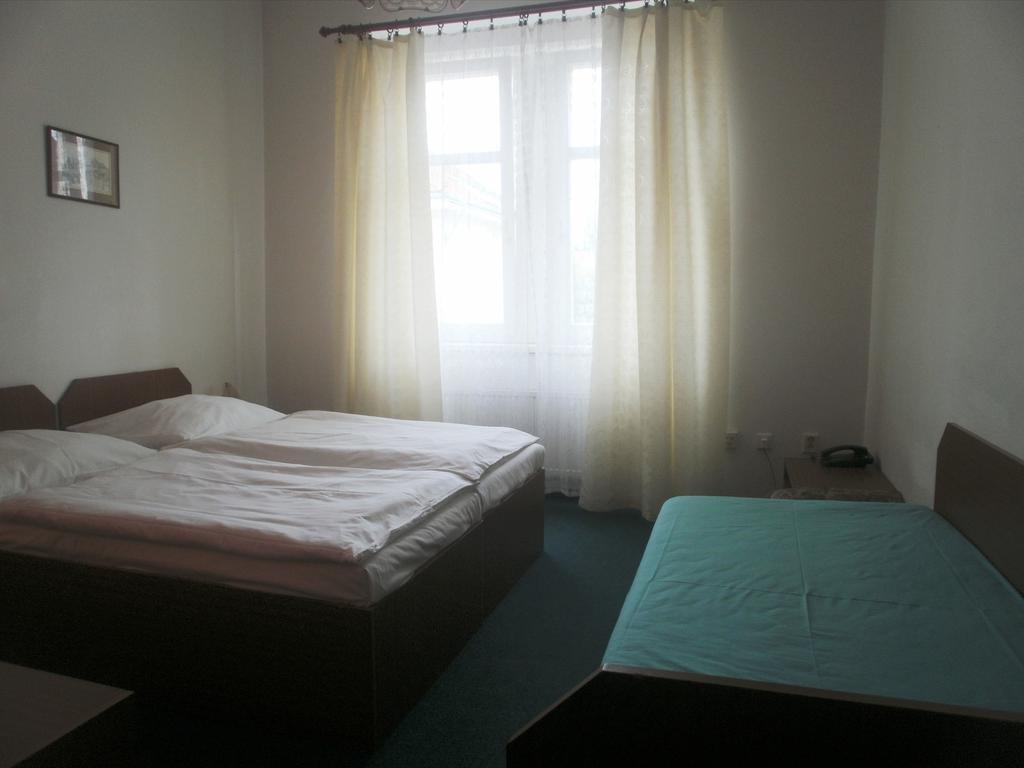 Hotel U Sladku Prag Rum bild
